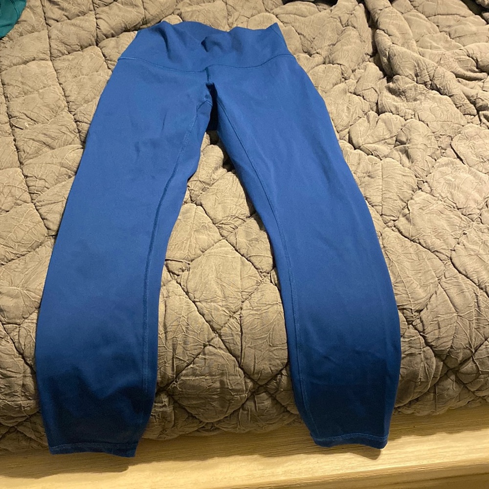 Lululemon HR wunder under size 4 leggings 25in inseam